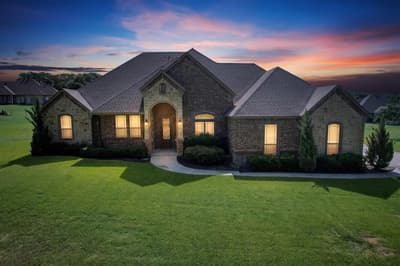 197 Ellis Creek Drive, Weatherford TX 76085