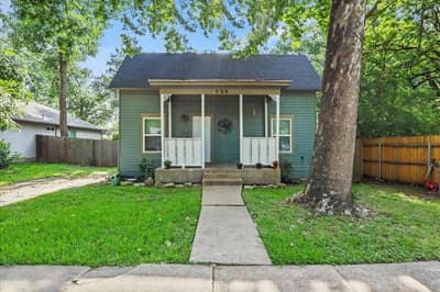 206 N Wood Street, Cleburne TX 76033