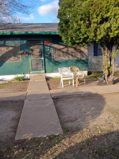505 W 1st Street, Ferris TX 75125