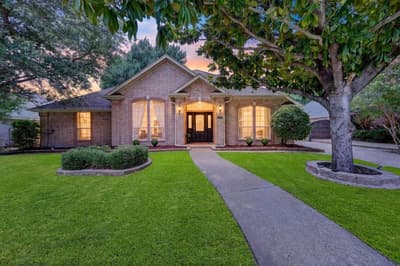 5426 Emerald Park Boulevard, Arlington TX 76017