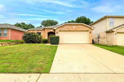 8017 Sartain Drive, Fort Worth TX 76120