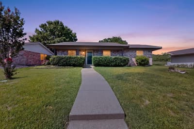 2709 Laramie Street, Irving TX 75062