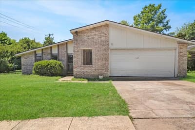 1209 Whittenburg Drive, Fort Worth TX 76134