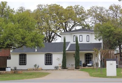 106 E Shady Grove Road, Grand Prairie TX 75050