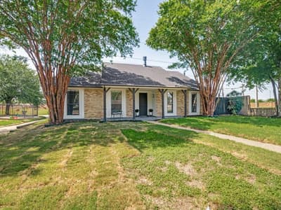 2036 Apple Valley Road, Plano TX 75023