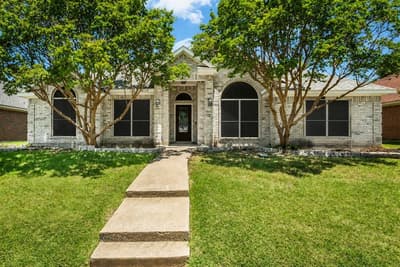6610 Falcon Street, Rowlett TX 75089