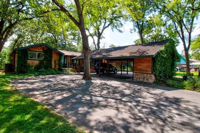 914 Kiowa Drive W, Lake Kiowa TX 76240