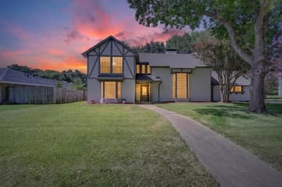 344 Woodbrook Drive, DeSoto TX 75115