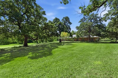 101 Colonial Parkway, Burleson TX 76028