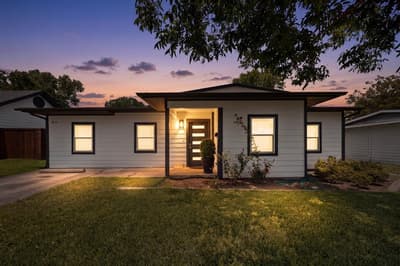 813 Travis Street, Garland TX 75040