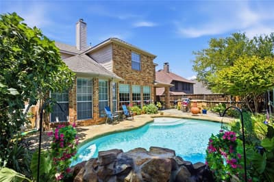 7313 Braemar Terrace, McKinney TX 75071 - Photo 2