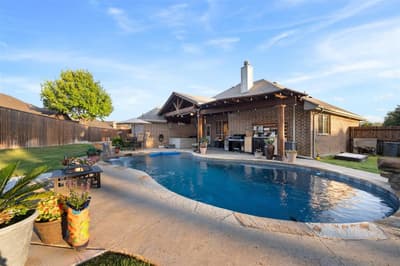 5200 Medallion Court, Midlothian TX 76065
