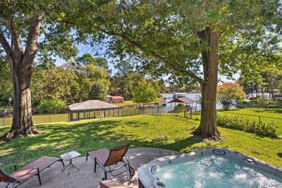 108 Camino Robles Street, Gun Barrel City TX 75156