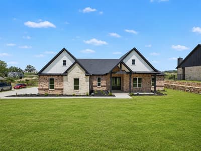 328 Slimp Bluff Avenue, Azle TX 76020