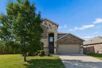 424 Eureka Court, Burleson TX 76028