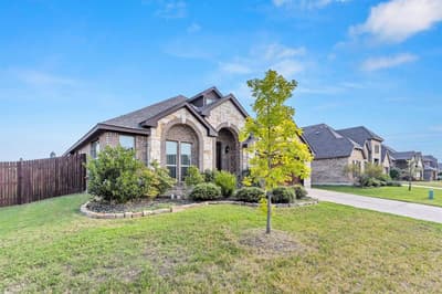 512 Strait Lane, Waxahachie TX 75165