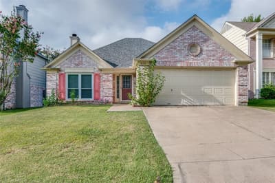 820 Wyndham Place, Arlington TX 76017