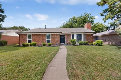 2802 Green Oaks Drive, Garland TX 75040