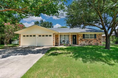 2005 Maplewood Drive, Gainesville TX 76240