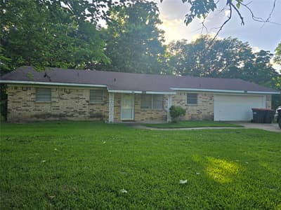 2970 41st Street SE, Paris TX 75462