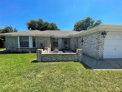 3908 Chestnut Street, Fort Worth TX 76137