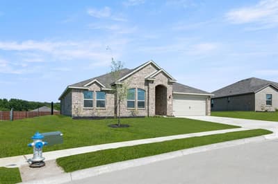 2637 River Bank Drive, Burleson TX 76028 - Photo 2