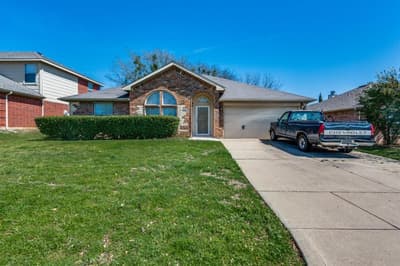 1606 Cancun Drive, Mansfield TX 76063