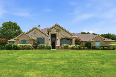 10224 Mustang Wells Drive, Fort Worth TX 76126