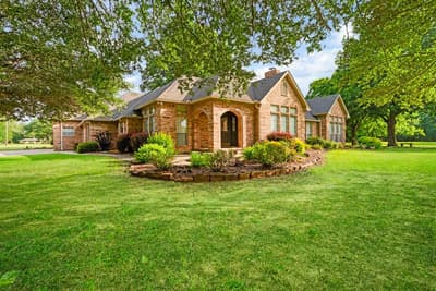 4585 Farm Road 195, Paris TX 75462