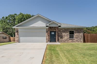 100 Round Hill Way, Runaway Bay TX 76426
