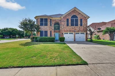 2633 Lakeside Drive, Burleson TX 76028