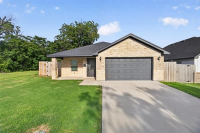 1504 Missouri Avenue, Fort Worth TX 76104