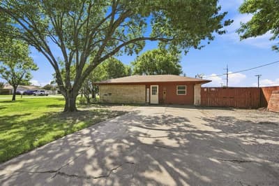 300 Pebble Creek Lane, Red Oak TX 75154 - Photo 4