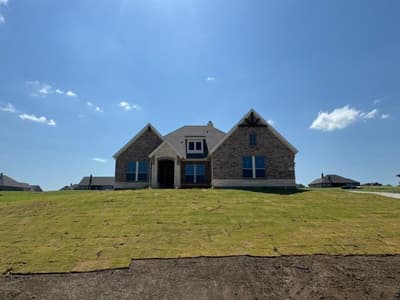 711 Water Side Drive, Van Alstyne TX 75495