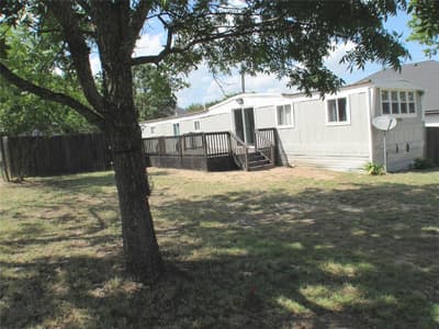 2208 Beverly Drive, Granbury TX 76048