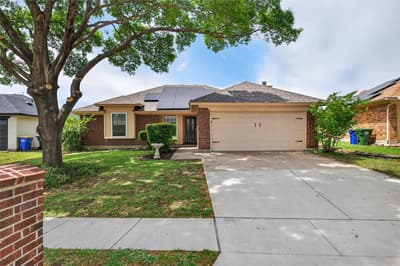 6637 Whitley Road, Watauga TX 76148