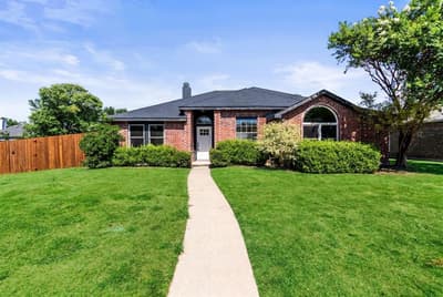 4822 Mize Court, Rowlett TX 75088