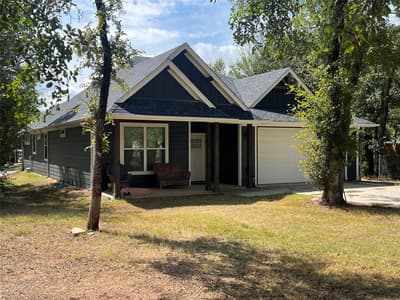 505 S Sky Court, Granbury TX 76049