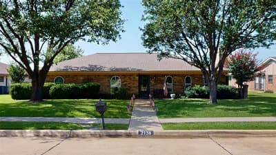 2138 Wellington Drive, Grand Prairie TX 75051