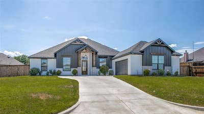 104 Bent Creek Court, Cleburne TX 76033