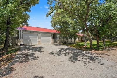 125 Rolling Hills Boulevard, Alvord TX 76225
