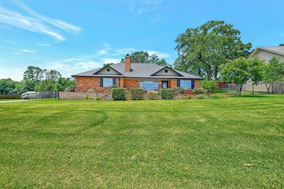117 Kiowa Drive S, Lake Kiowa TX 76240