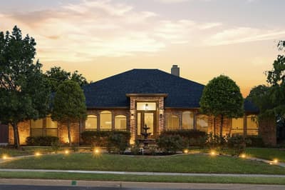 303 Quail Crest Drive, Bedford TX 76021