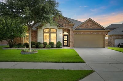 8928 Jewel Flower Drive, Fort Worth TX 76131