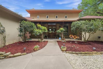 6710 Westover Drive, Granbury TX 76049