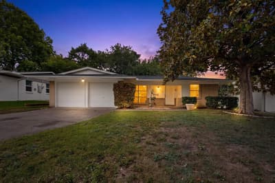 802 Wisteria Way, Richardson TX 75080