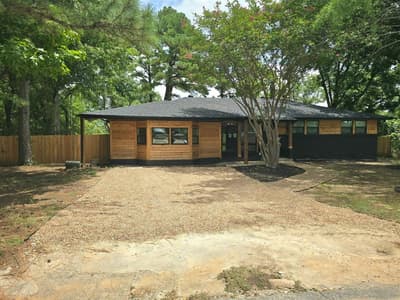 404 W Hillcrest Street, Keene TX 76059