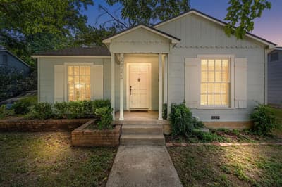 2725 Wayside Avenue, Fort Worth TX 76110