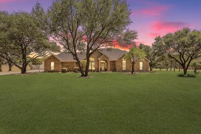 2305 Floyd Hampton Road, Crowley TX 76036