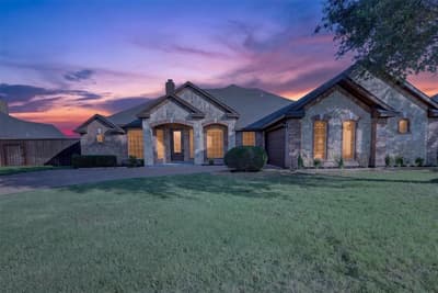 308 Hardeman Boulevard, Justin TX 76247